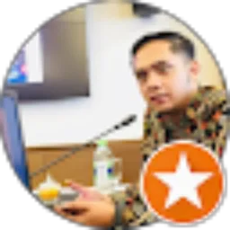 Review From Ucha See