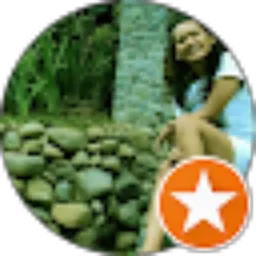 Review From suci sendiananda