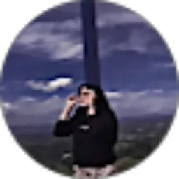 Review From Monixka Putri